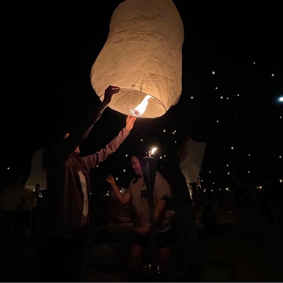 Meet your Posher, Amanda - Picture 7 of 7